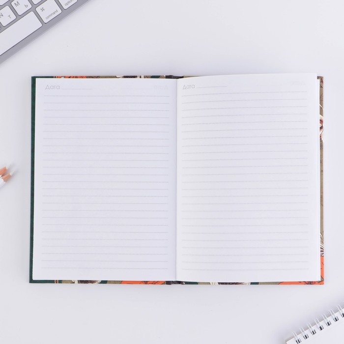 Ежедневник в подарочной коробке &laquo;Любимому учителю&raquo;, формат А5, 80 листов, твердая обложка