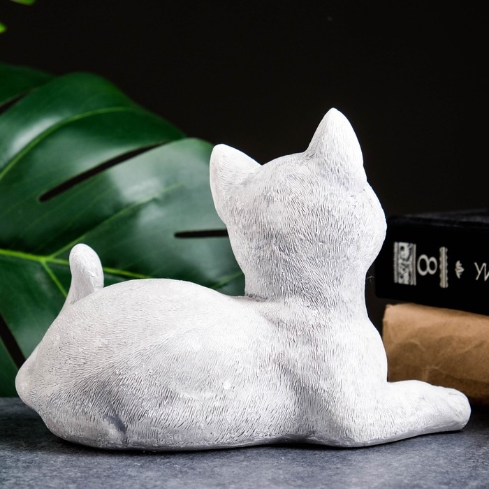 Фигура "Кошечка лежит" белая, 18х13х13см