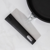 Сковорода &laquo;Традиция&raquo;, d=26 см, съёмная ручка, антипригарное покрытие, цвет чёрный