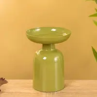 Подсвечник на 1 свечу "Авокадо" глянцевый 10х10х13 см