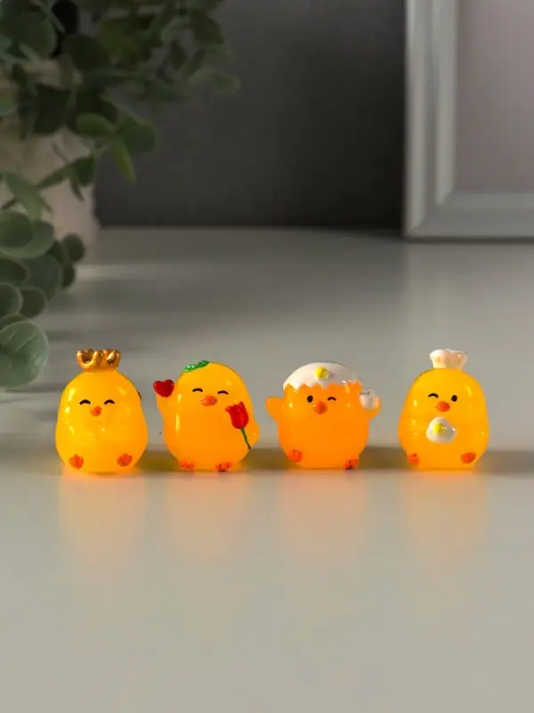 Сувенир полистоун флюоресцентный "Цыплята" набор 4 шт 2,5х3,2 см