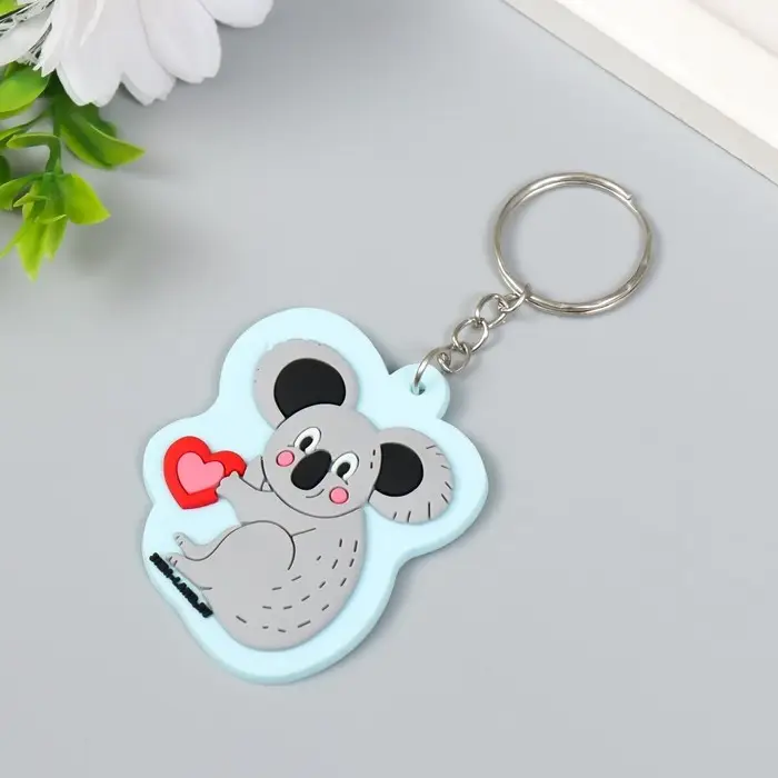 Брелок для ключей на кольце &laquo;Румяная коала с сердечком&raquo;, резина, 5&times;5.5 см