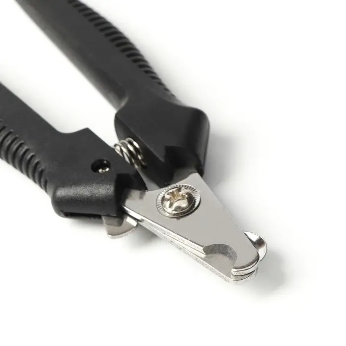 Набор по уходу за когтями: когтерез боковой (отверстие 8 мм) и пилка, черный и красный