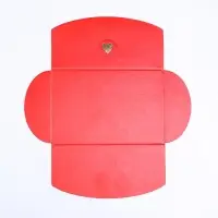 Конверт для подарочного сертификата, с тиснением, алый, 10.5&times;7