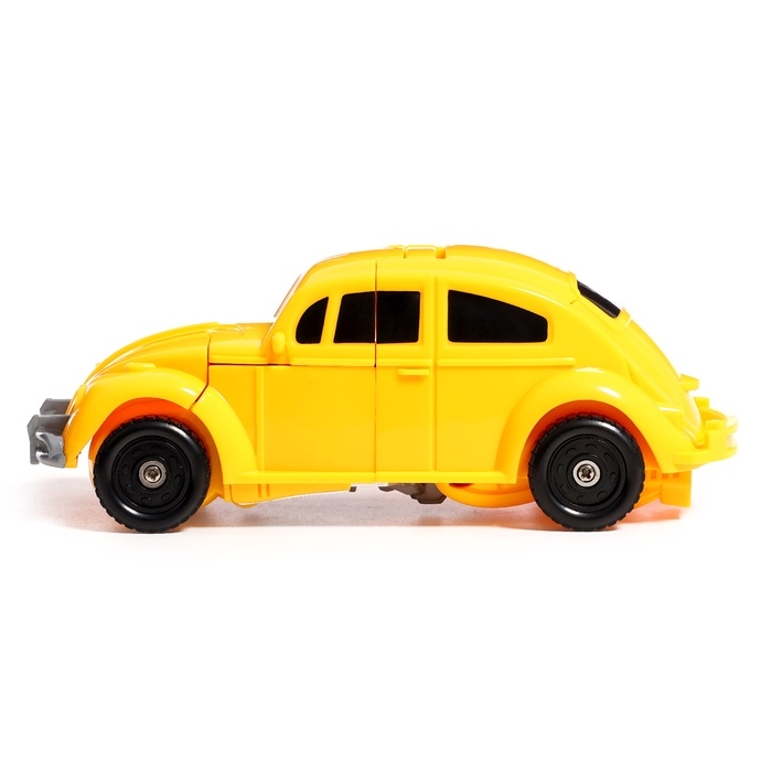 Робот &laquo;Автобот&raquo;, трансформируется