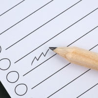 Магнит новогодний с блоком для записи и карандашом &laquo;Новый год: Семейного счастья&raquo;, 7 х 14,4 см