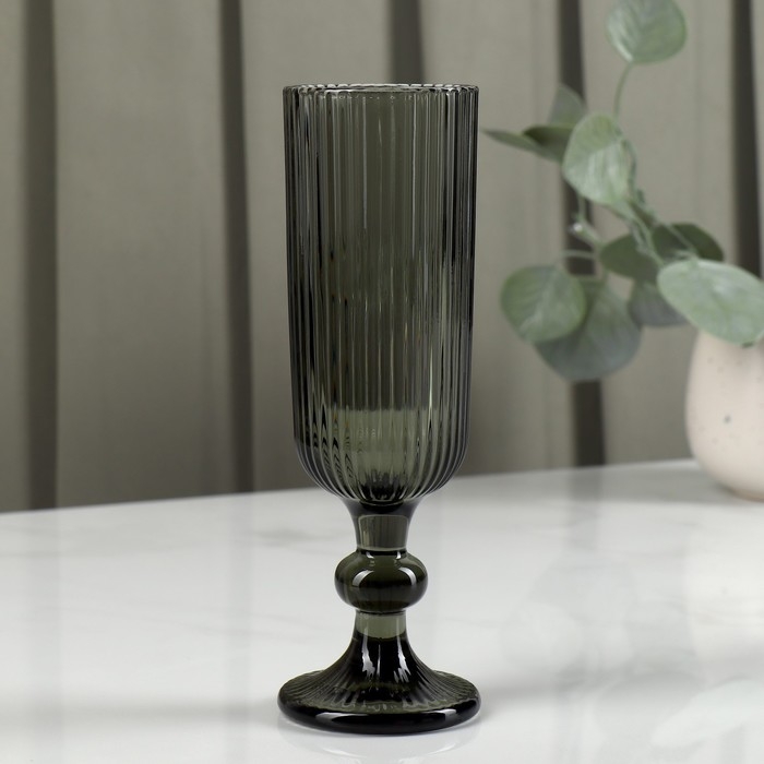 Бокал для шампанского стеклянный Magistro &laquo;Грани&raquo;, 150 мл, 5,5&times;18,5 см, цвет графит