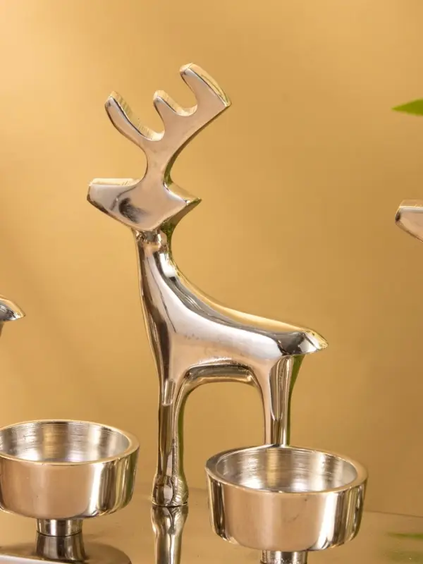 Подсвечник на 4 свечи "Трио оленей" алюминий 30х9х15 см