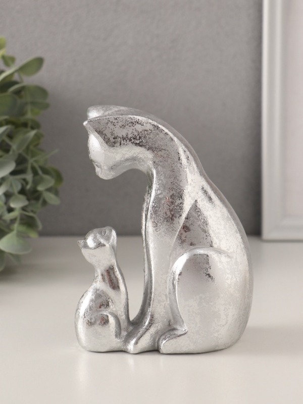 Сувенир полистоун "Кошка с котёнком" серебро 10х6х13,5 см