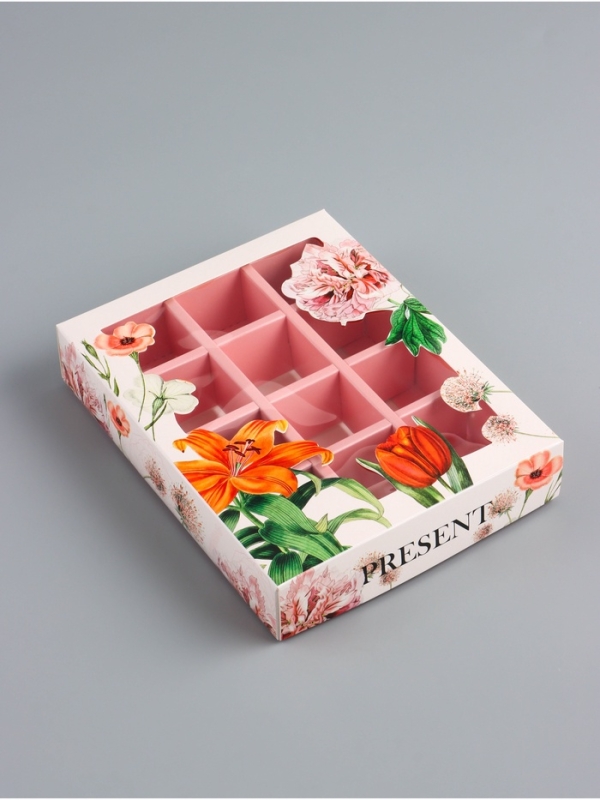 Коробка складная для 12 конфет "Праздничное настроение", 19 х 15 х 3,6 см. Кондитерская упаковка