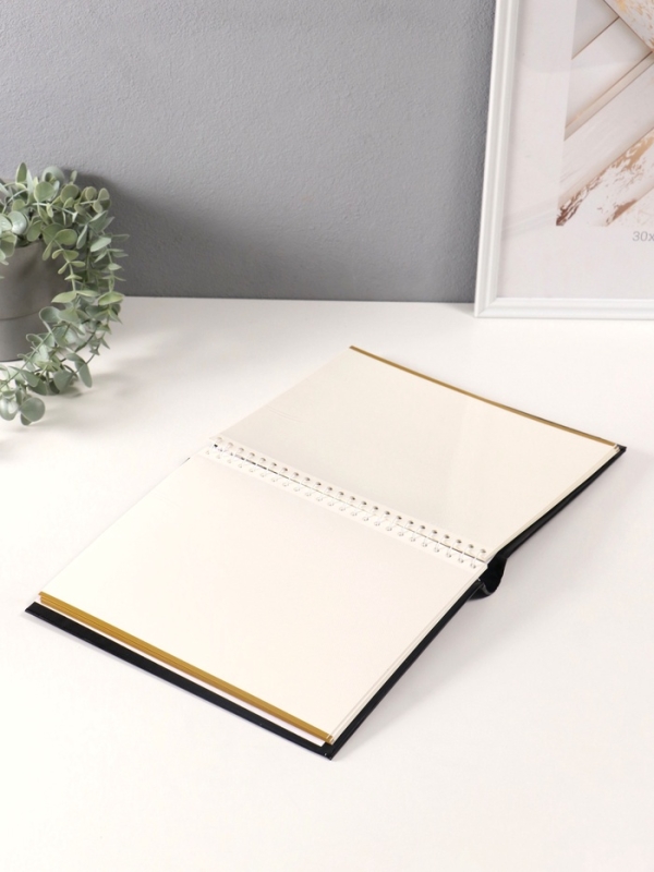 Фотоальбом магнитный 20 листов "Носи солнце в себе" чёрный тиснение золото 29х24х2 см