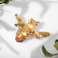 Брошь &laquo;Оса&raquo;, цвет фиолетовый в золоте