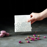 Салфетница &laquo;Цветы&raquo;, 13&times;4,5&times;9 см, цвет белый