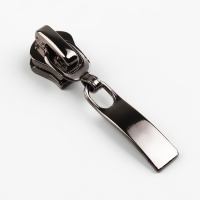 Бегунок автоматический для молнии &laquo;Трактор&raquo;, №5, 10 шт, цвет чёрный никель