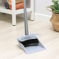 Набор для уборки &laquo;Комфорт&raquo;, 3 предмета: совок, щетка, гребень, цвет МИКС