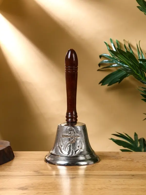 Колокольчик "Якорь" алюминий, с деревянной ручкой 12х12х24 см