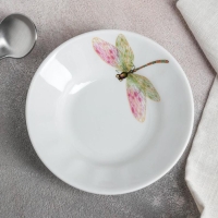 Блюдце фарфоровое &laquo;Стрекоза&raquo;, 105 мл, d=11 см, цвет белый