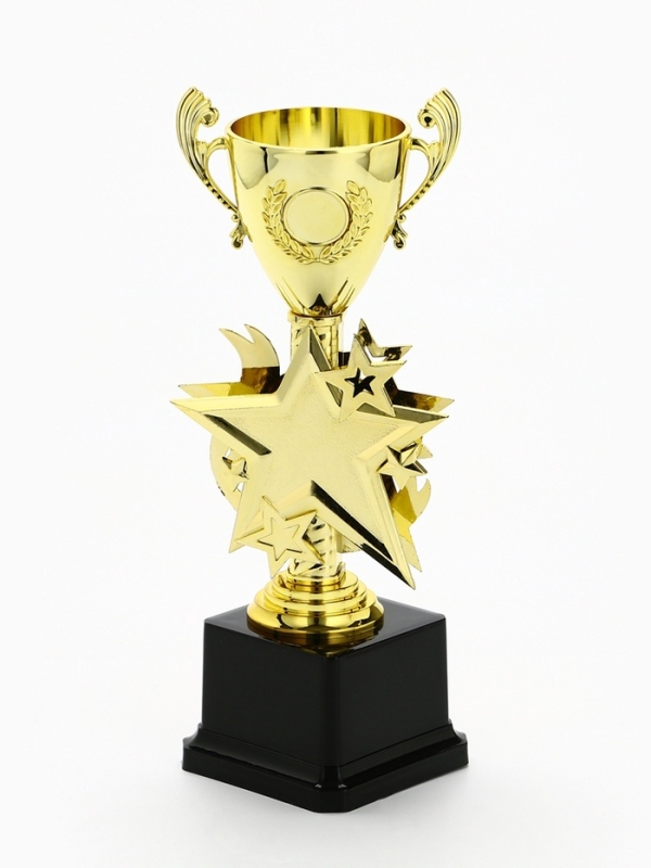 Кубок 193, наградная фигура, золото, подставка пластик, 23 х 9 х 7.5 см