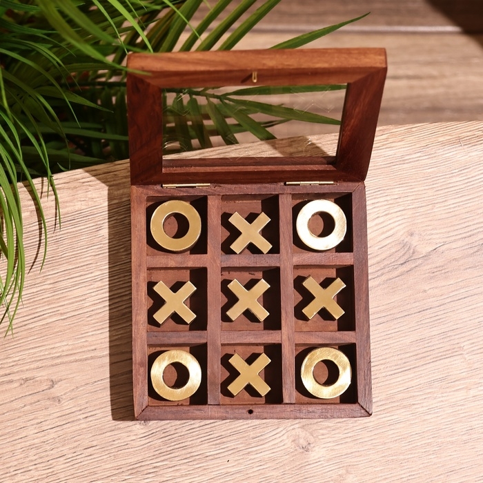 Игра настольная "Крестики-нолики" 13х13 см, манговое дерево, латунь