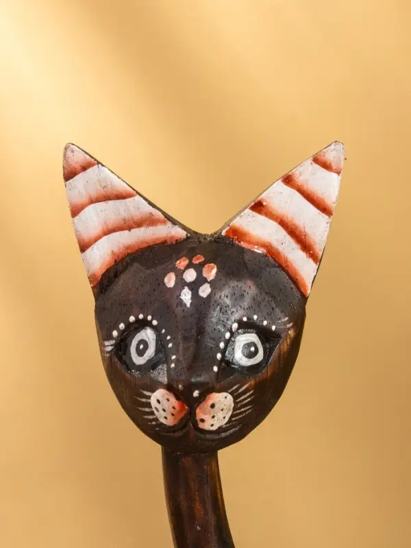 Сувенир &laquo;Кошка в ошейнике&raquo;, 7&times;3.5&times;20 см, дерево