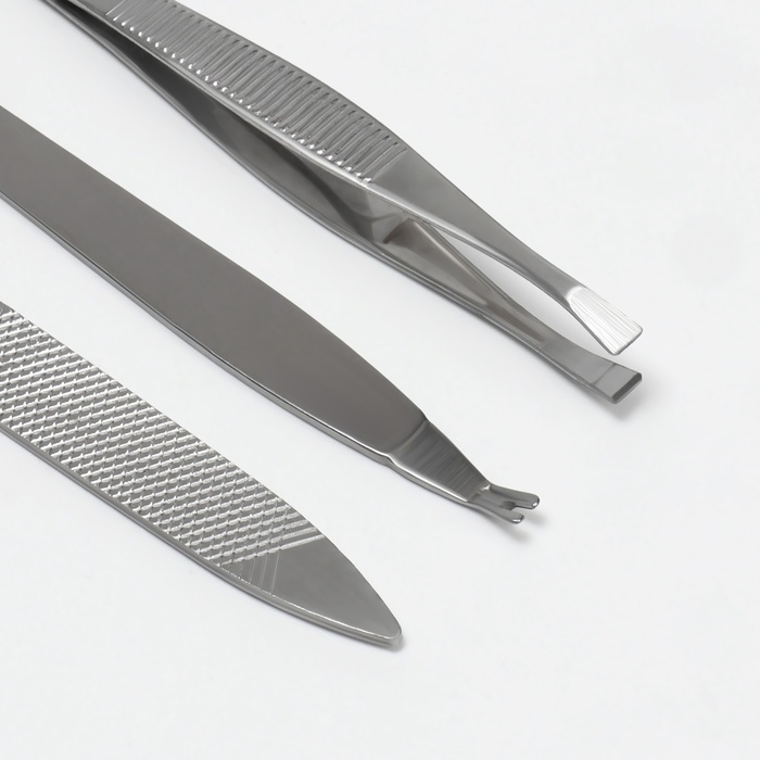 Набор маникюрный &laquo;Рептилия&raquo;, 6 предметов, в футляре, цвет коричневый/чёрный