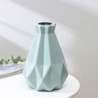 Ваза для цветов, 14&times;20,5 см, 1,4 л, цвет МИКС