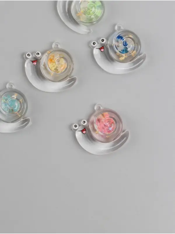 Подвеска для творчества акрил "Улыбчивая улитка" светится в темноте МИКС 2,9х3,3х1 см