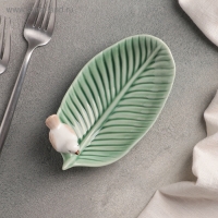 Блюдо керамическое сервировочное &laquo;Птичка на листочке&raquo;, 15,5&times;8,5 см, цвет зелёный