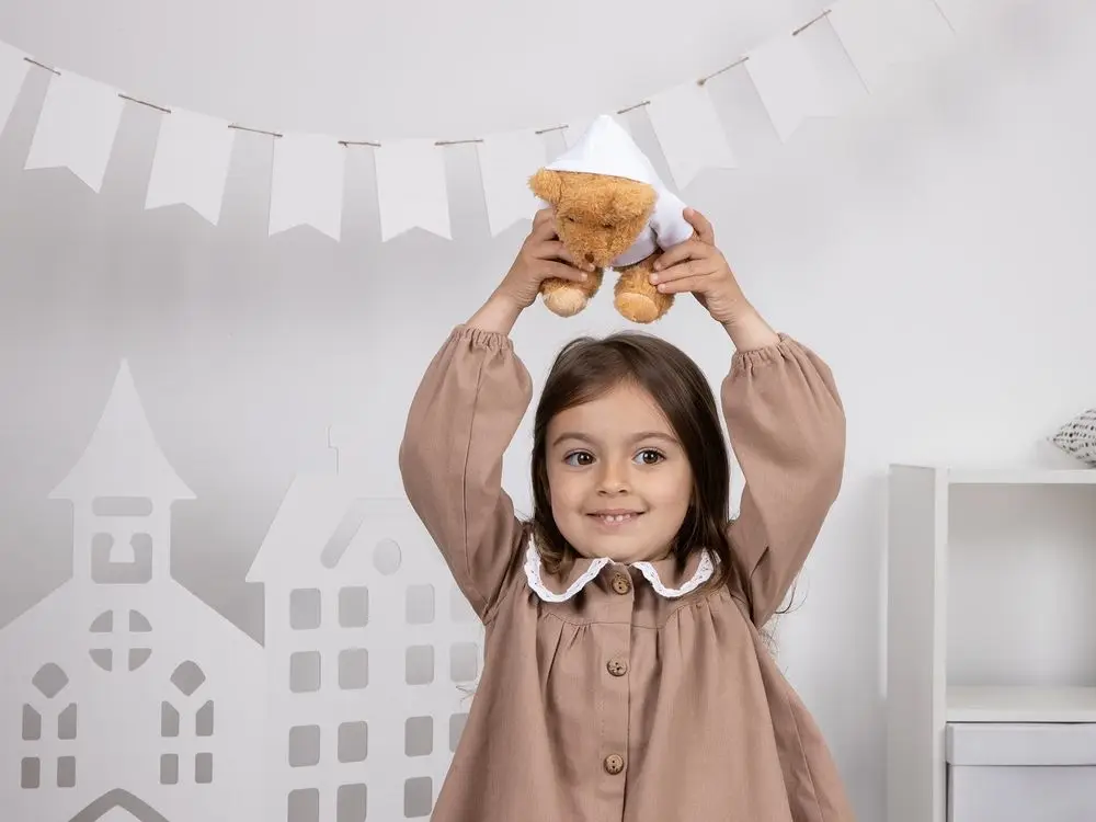 Мягкая игрушка &laquo;Мишка Cuddleton&raquo; в белом худи