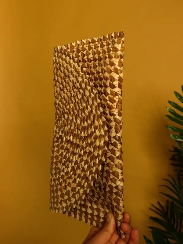 Сумка клатч плетёная из пальмового листа, 28&times;16&times;2 см, золотистая