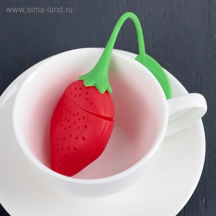 Ситечко для чая Доляна &laquo;Клубника&raquo;, 5&times;19 см, цвет красный