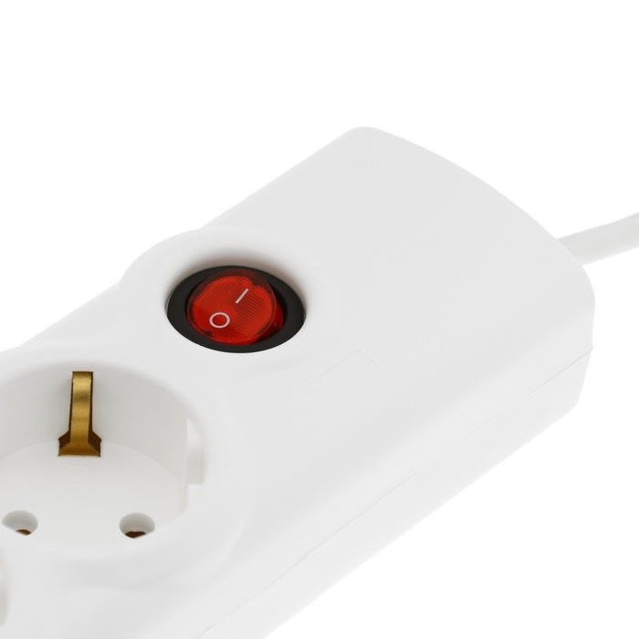 Сетевой фильтр Luazon Lighting, 5 розеток, 3 м, 2200 Вт, 3х0.75 мм2, 10 A, 220 В, c предохранителем, белый