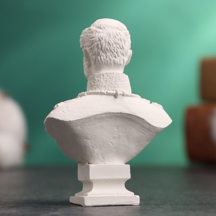 Бюст "Император Александр II" белый, 4,5х2х6см