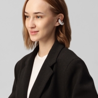 Серьги &laquo;Каффы&raquo; бублик, малые стразы, белые в серебре