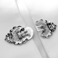 Зажим для кардигана &laquo;Лепнина&raquo;, цвет чёрный в чернёном серебре