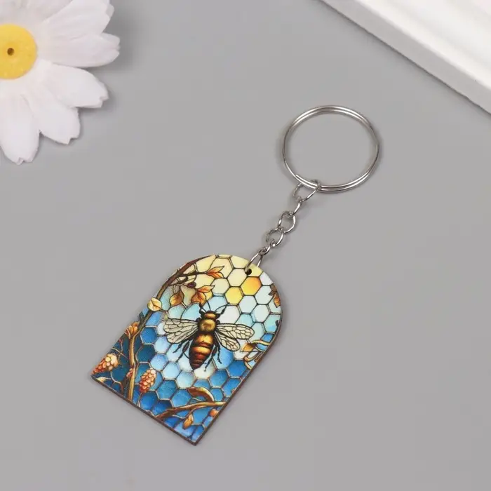 Брелок дерево "Пчела и соты. Витраж" 4,4х3х0,3 см