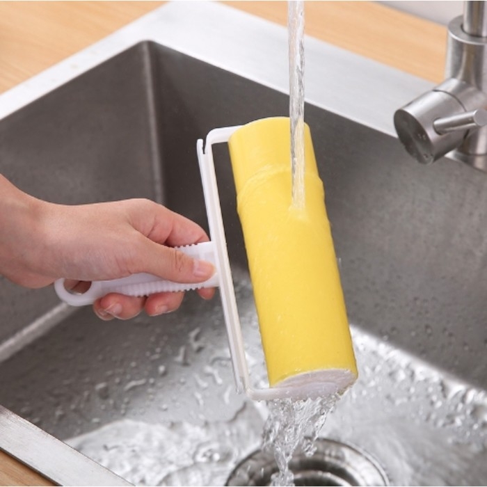 Ролик для чистки одежды в футляре, 18&times;17,5&times;6 см, пластик, силикон, цвет голубой