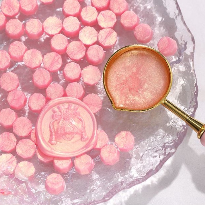 Сургуч в гранулах "Розовый" перламутр набор 100 капсул