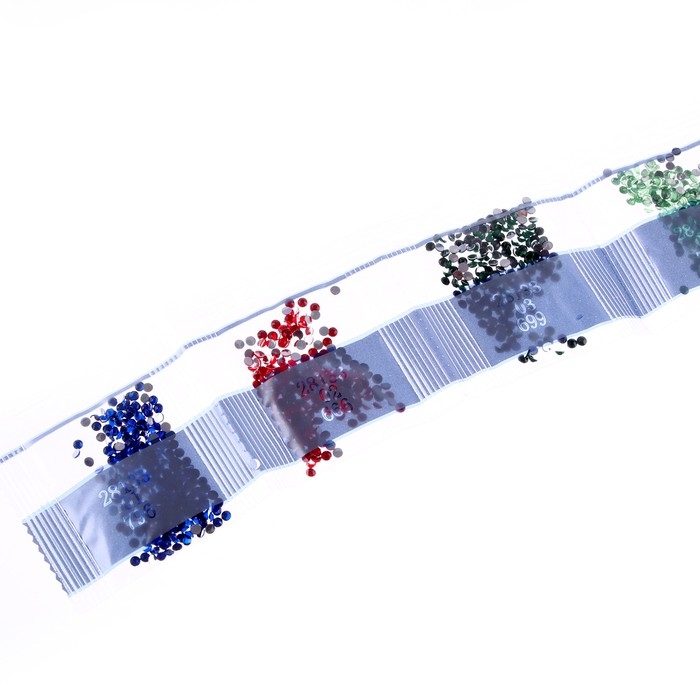 Алмазная мозаика с частичным заполнением &laquo;Девочка&raquo; и гравюра &laquo;Кошачьи нежности&raquo; А5