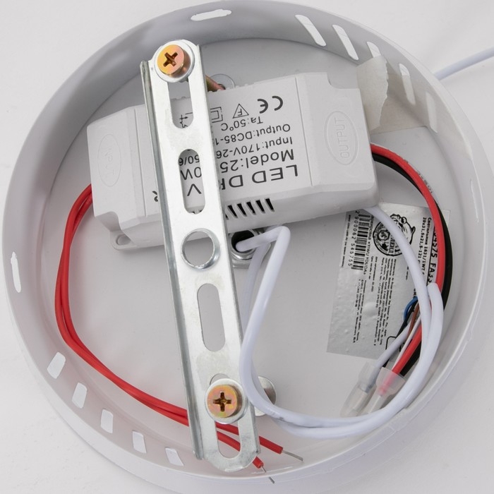 Светильник BayerLux 1631/1WT LED 64Вт белый 29х31,5х21,5-121 см