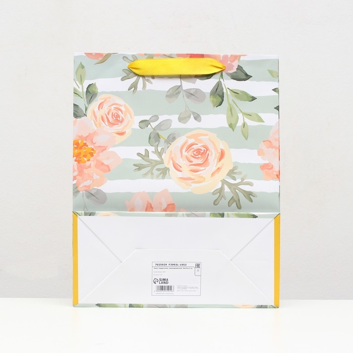 Пакет ламинированный &laquo;Дикая роза&raquo; 26 x 32 x 12 см