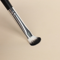 Набор кистей для макияжа &laquo;Вензель&raquo;, 7 предметов, чехол на кнопке, цвет золотистый/чёрный