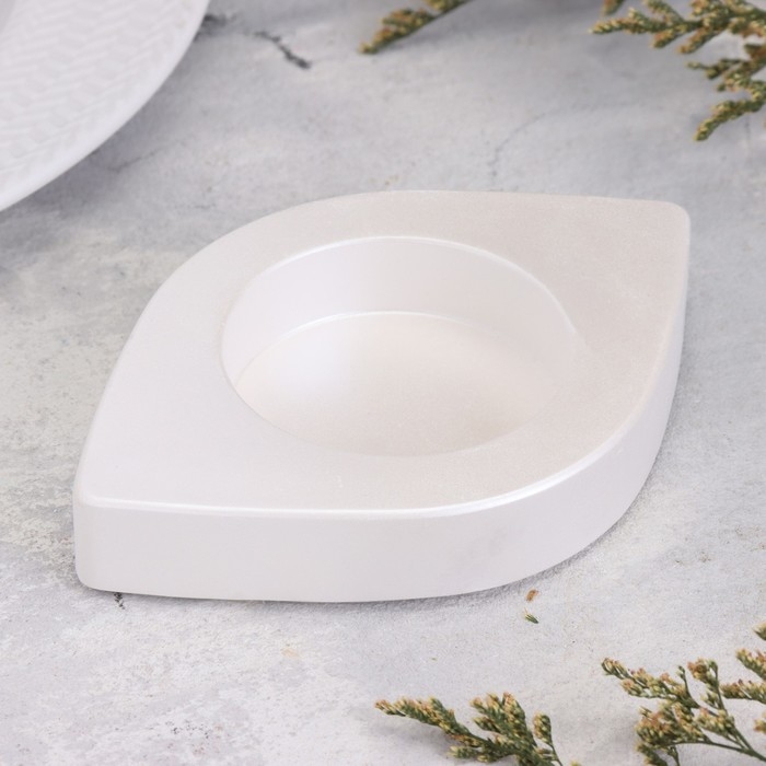 Подсвечник "Глаз. Мрамор"  из гипса, 14,5х9,5х2см,белый перламутр