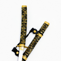 Сувенирное оружие &laquo;Катана&raquo;, чёрные ножны, золотистая обмотка, 102 см