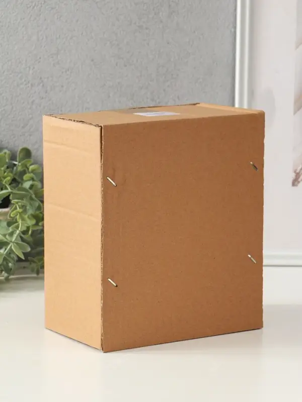 Сувенир керамика "Срез яблока" белый с золотом 11х18х22 см