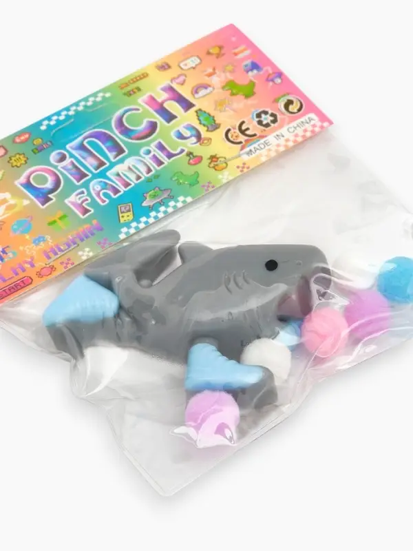 Мялка "Акула в кроссовках"