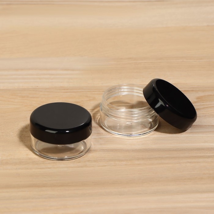 Набор банный, в косметичке, 8 предметов (полотенце 70 &times; 140 см, бутылочки 3 шт, баночки 2 шт, повязка на голову, лопатка), цвет МИКС