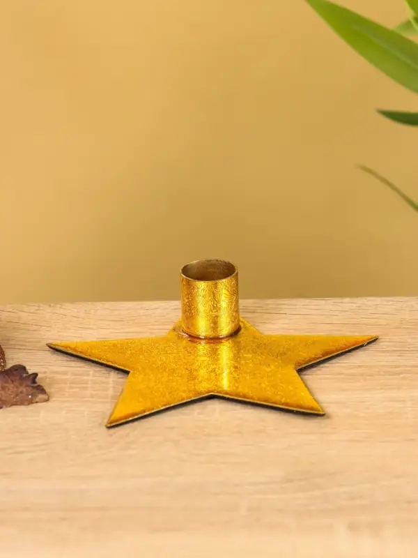 Подсвечник на 1 свечу "Звезда" золотая 13х12х3 см