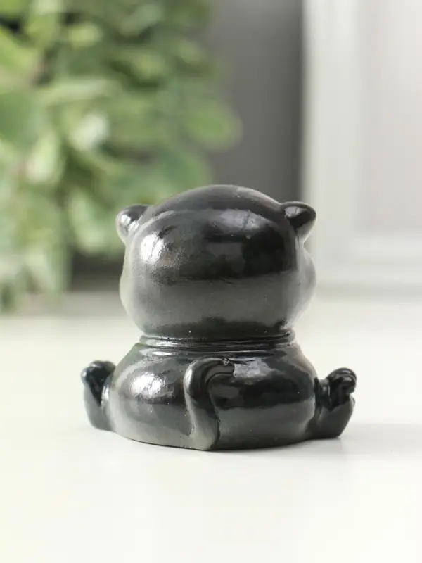 Фигурка для чайной церемонии "Кот с монетой привлечение богатства" меняет цвет 6х5,5х5,5 см   109269