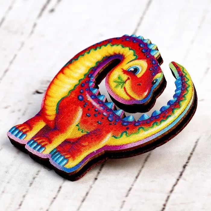 Деревянный значок &laquo;Диплодок&raquo;